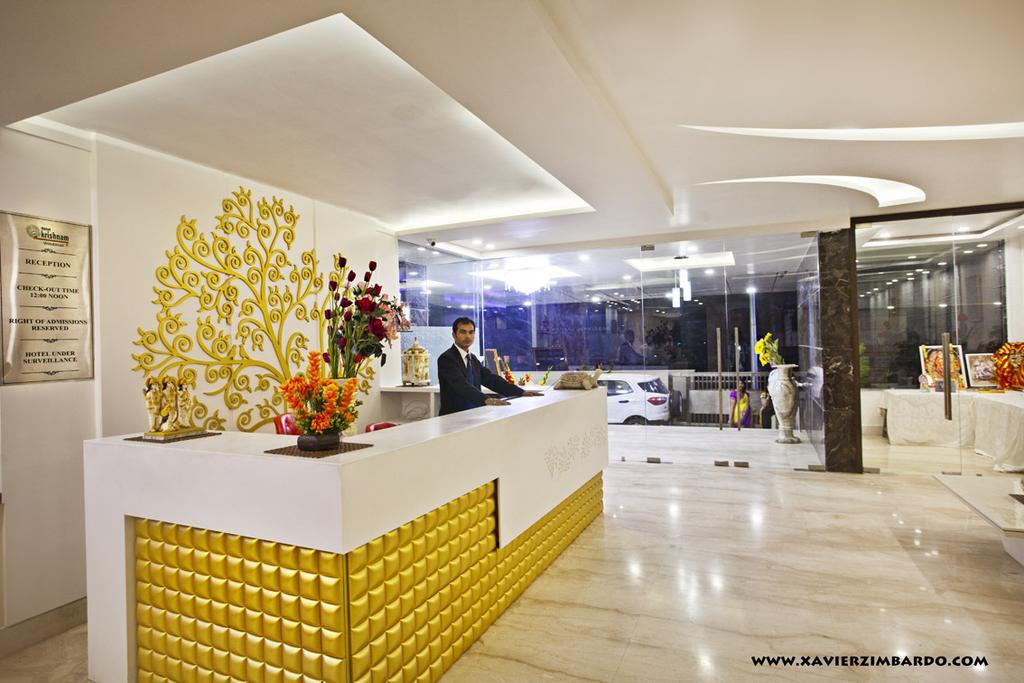 Hotel Krishna International Vrindāvan Extérieur photo